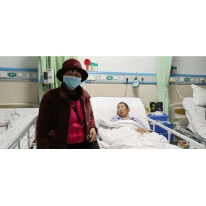 新人民医院一栋十四楼六十二床吴东平上岗护理住院病人