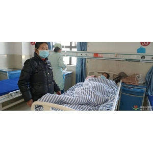 2021.12.03 康乐兴家政护工徐如花上岗中医院七楼三十五床