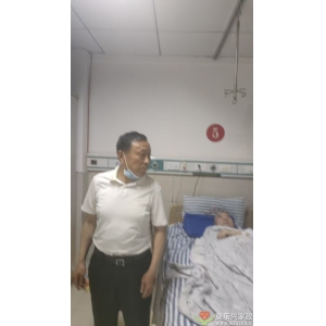 <strong> 康乐兴家政——麻城中医院专业护工服务，让爱与专业同行</strong>